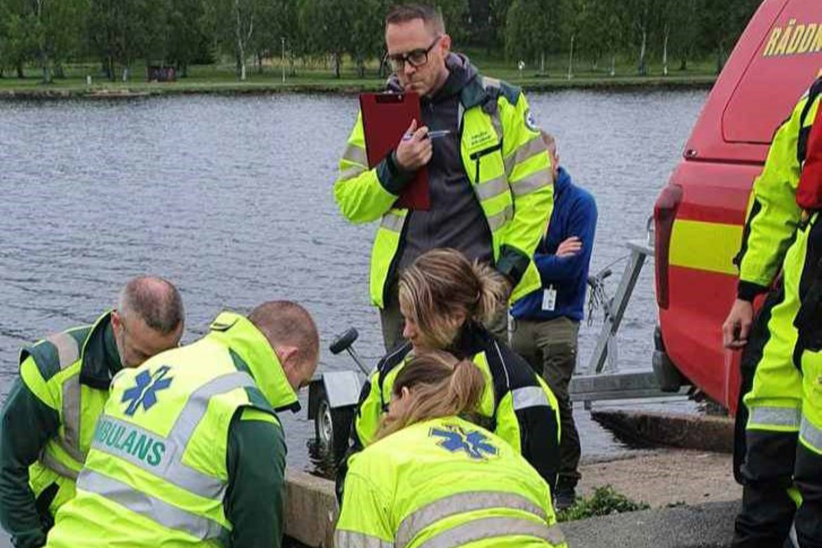 ambulanssjukvardare.jpg (1)